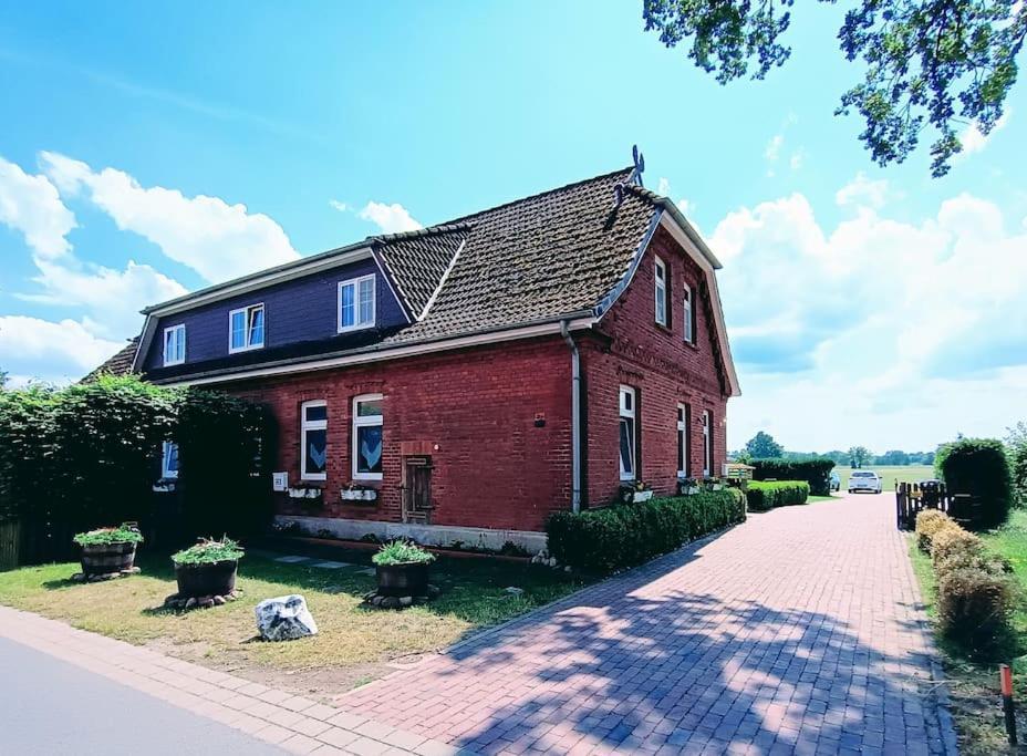 Ruhiges Exzellenz-Appartement Diana Im Elb-Urstromtal - Fast Wlan, Good For Long-Terms Bleckede Kültér fotó